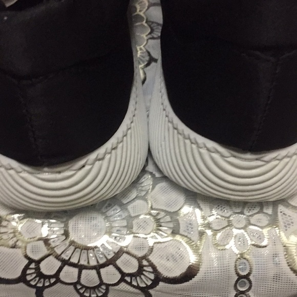 NWT Women's sneakers SZ 7 With zipper in the sides - Picture 3 of 8